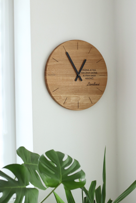 Hodiny RODINA - Barva ručiček: Černé ručky, Velikost HODIN: ø 34cm