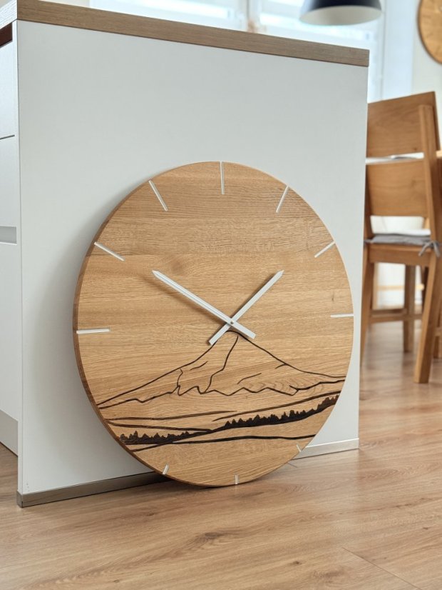 Hodiny HOOD XL - Barva: bílé čárky, Barva ručiček: Černé ručky